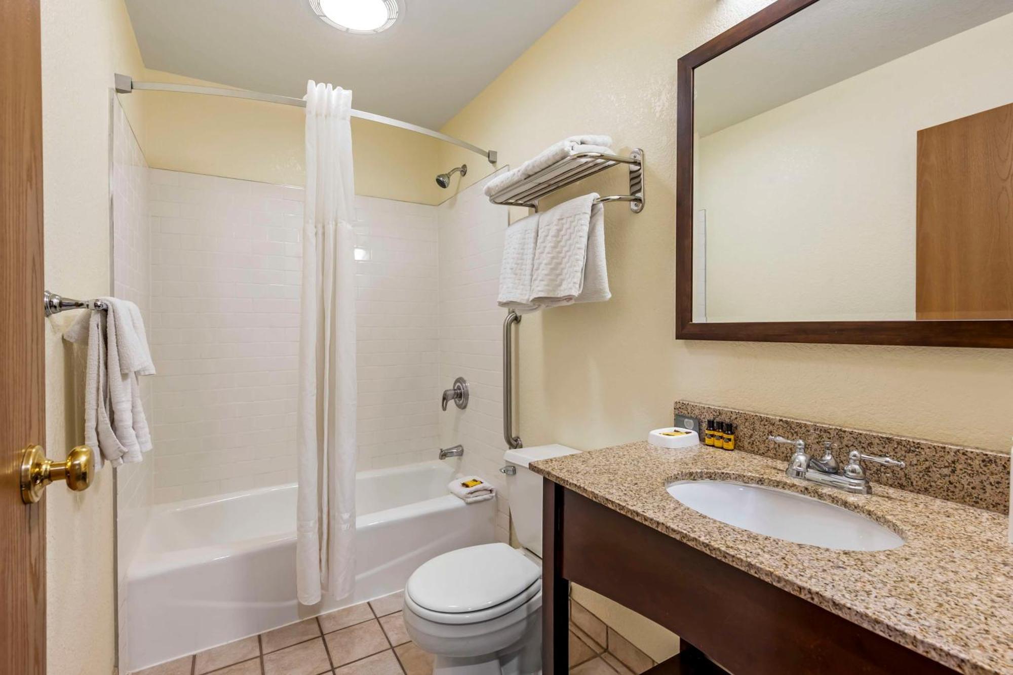 Best Western Plus Eagle Vail Airport Eksteriør bilde